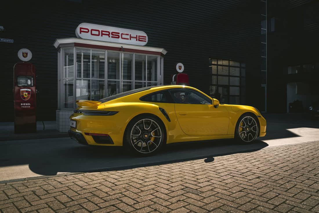 porsche-911-turbo-s-2020-22-2