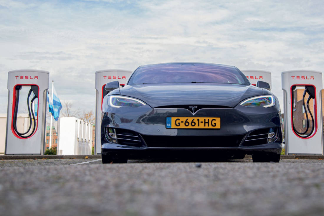 Test Tesla Model S Long Range - Zie jij jezelf al staan?