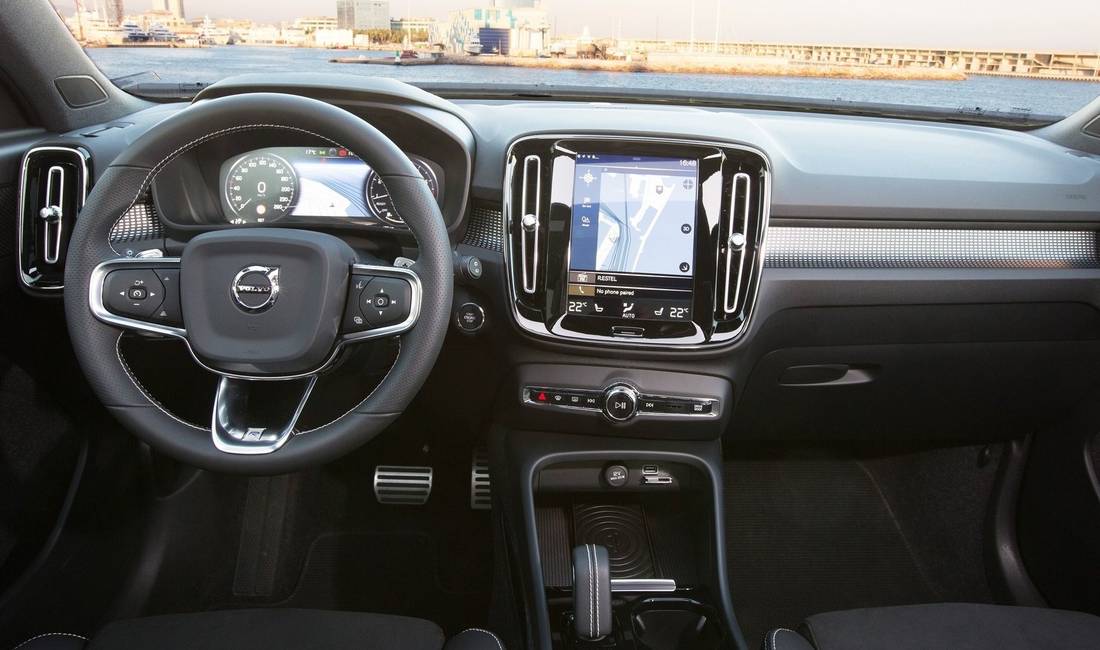 volvo-xc40-interior