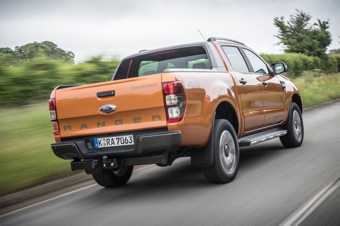 ford-ranger-back