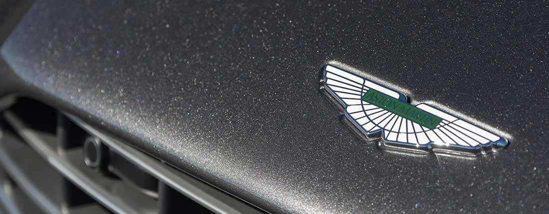 aston-martin-banner-l-01