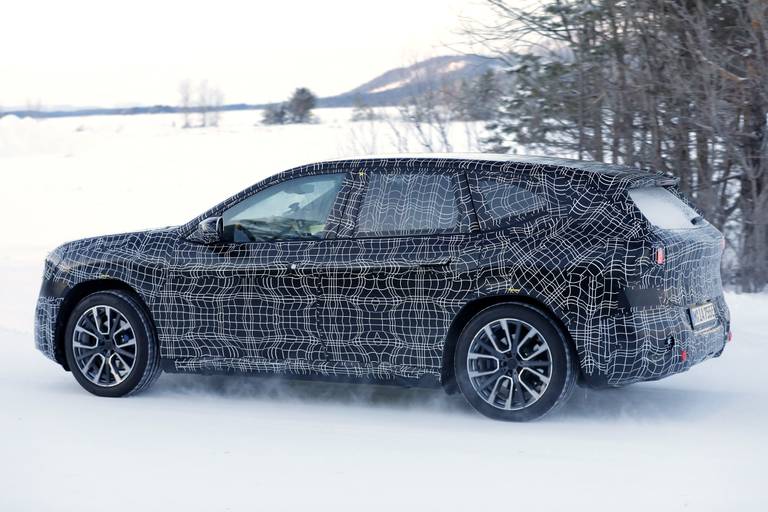 deze-bmw-maakt-korte-metten-met-hardnekkigste-cliche-over-bmw-rijders-2025-03
