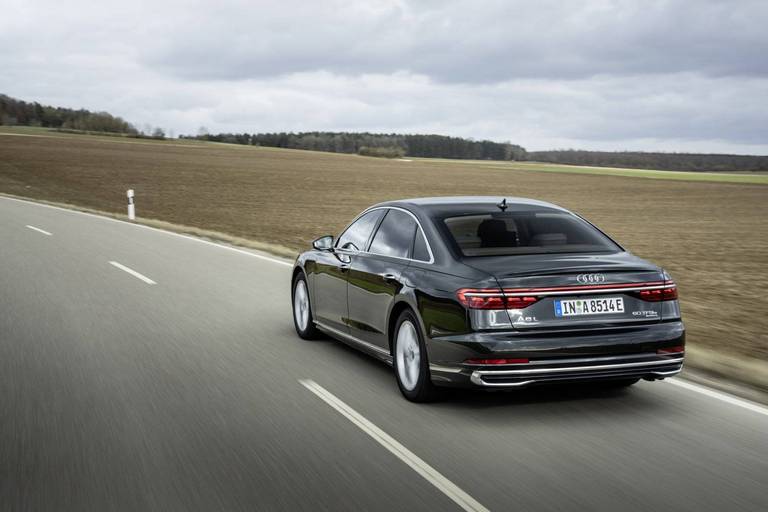 audi-a8-l-2022-8-3