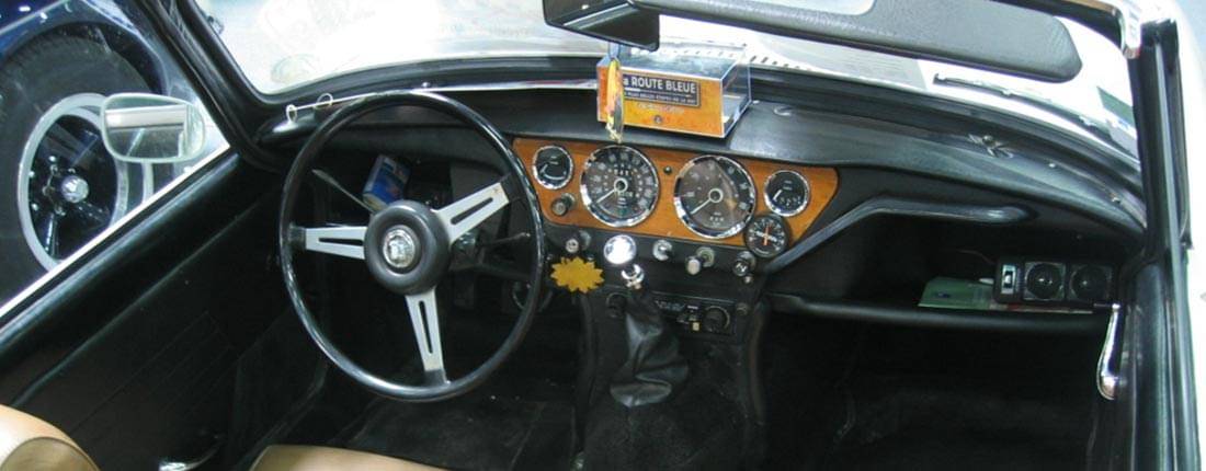 triumph-spitfire-interior