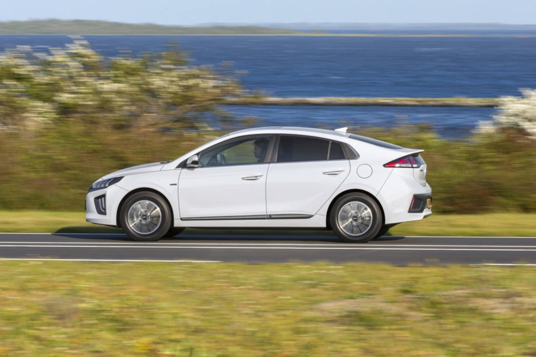 focus brandstof hybride Eerste review Hyundai Ioniq Electric (2019) - AutoScout24