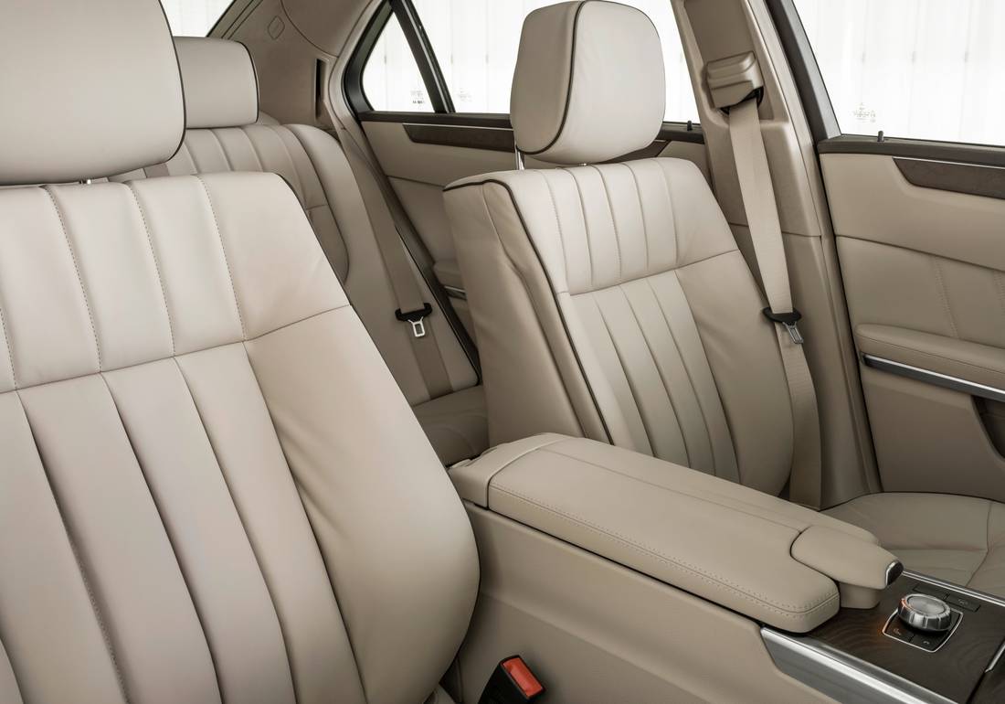 mercedes-benz-e-300-seats