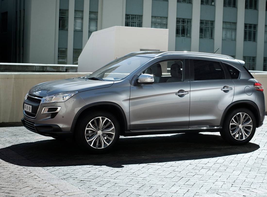 Bewusteloos heel fijn Pebish Peugeot 4008: afmetingen, interieurs, motoren, prijzen en concurrenten -  AutoScout24