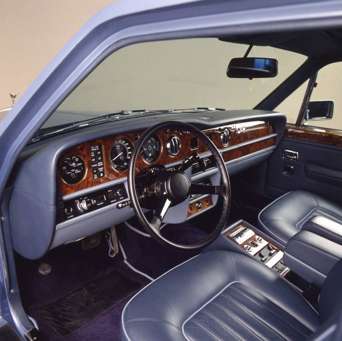 rolls-royce_silver_spirit_interieur