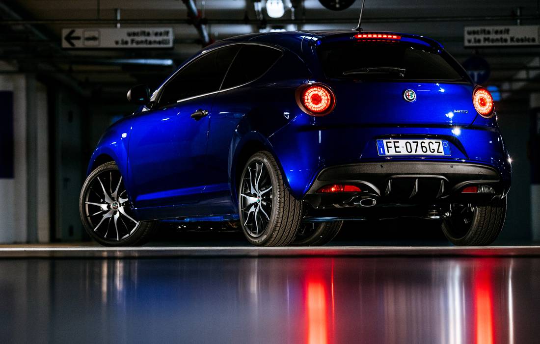 alfa-romeo-mito-back