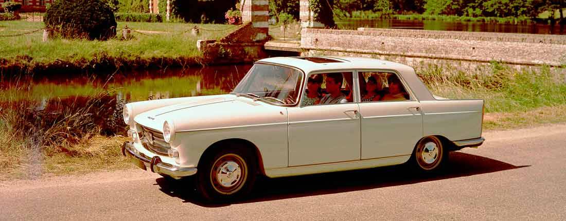 peugeot-404-side