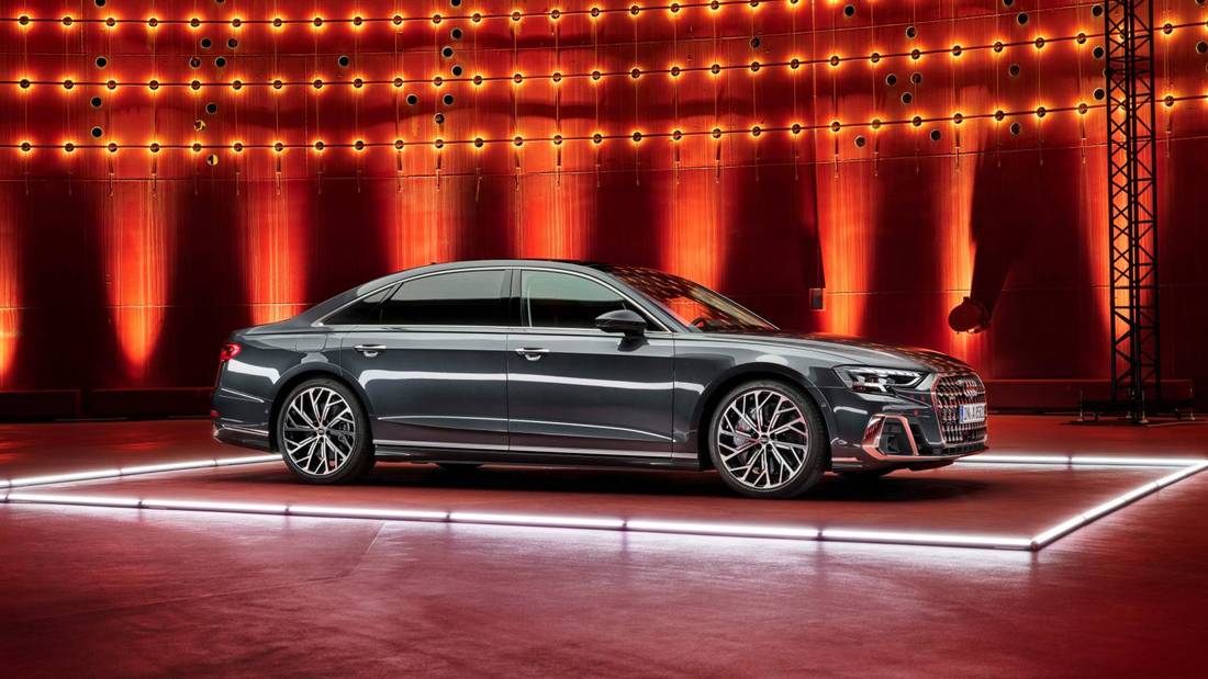 audi-a8-side