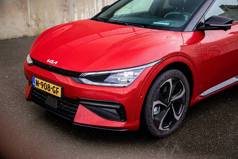 Cr 3 Kia EV6 AS24 Car Reviews 3