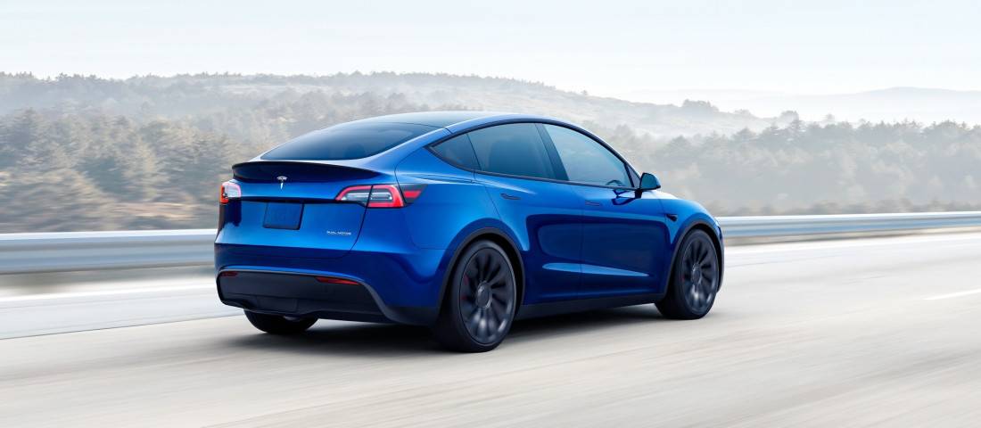 tesla-model-y-back-1100