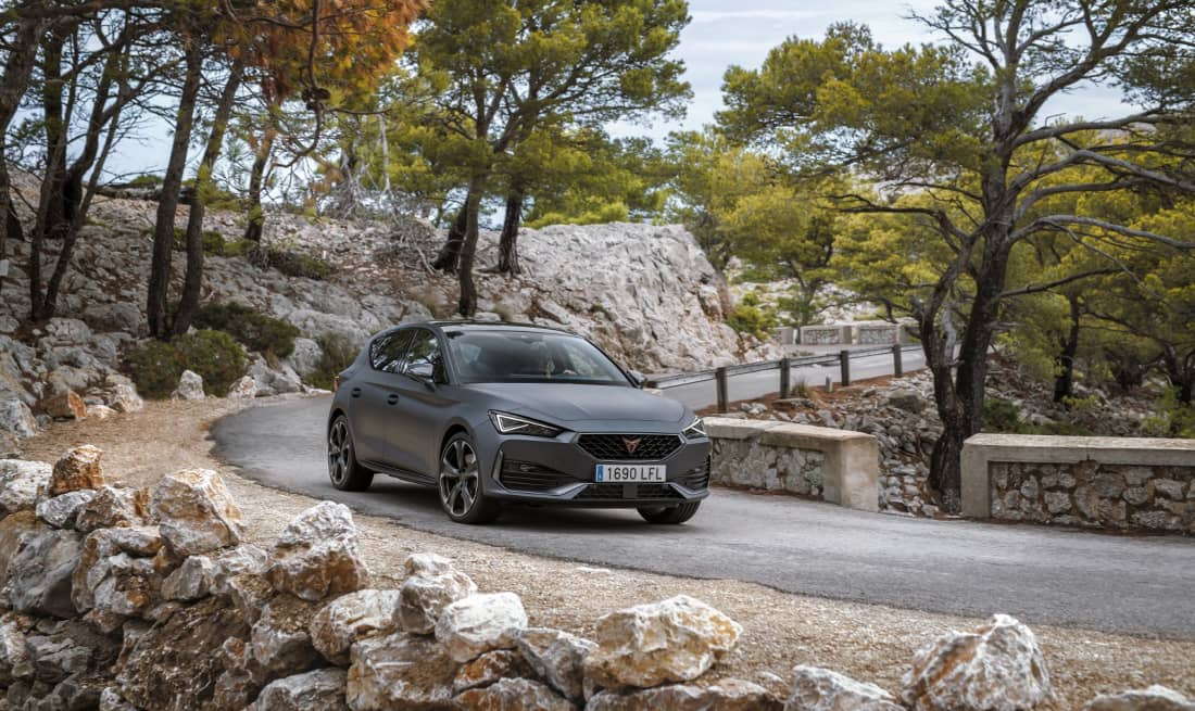 De Cupra Leon plug-in hybrid is te hitsig om zuinig te rijden