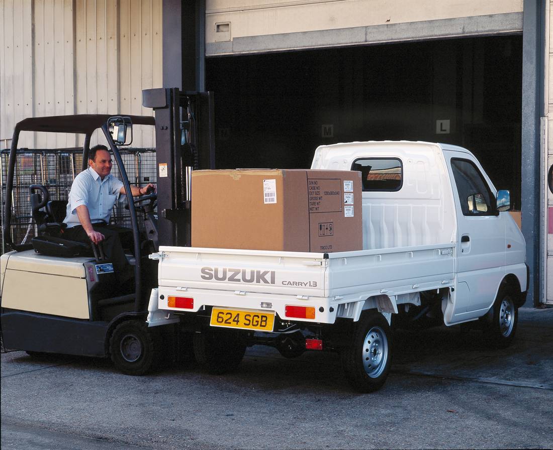 suzuki-carry-back