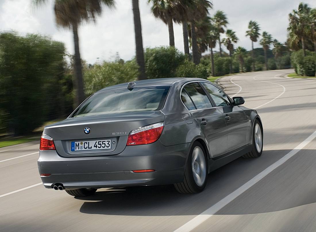 bmw-5-series-e60-back