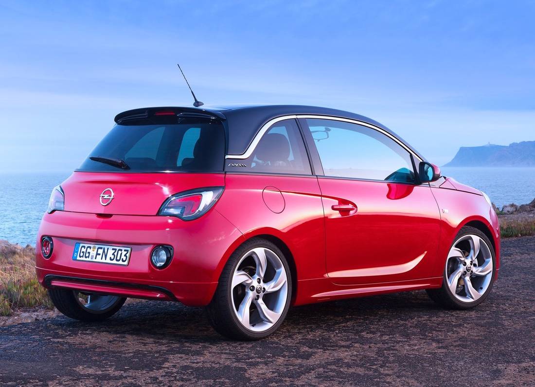 opel-adam-back