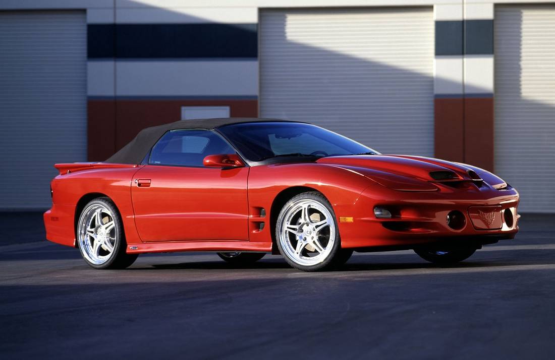 pontiac-firebird-side