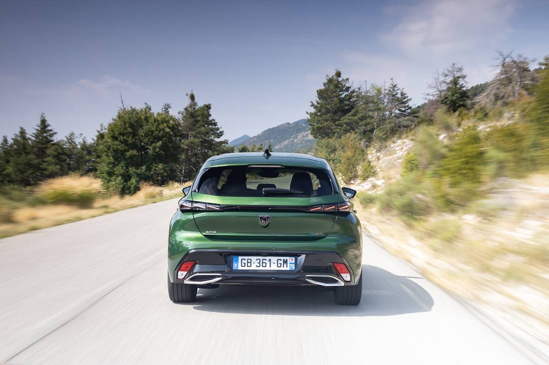 peugeot-308-backview