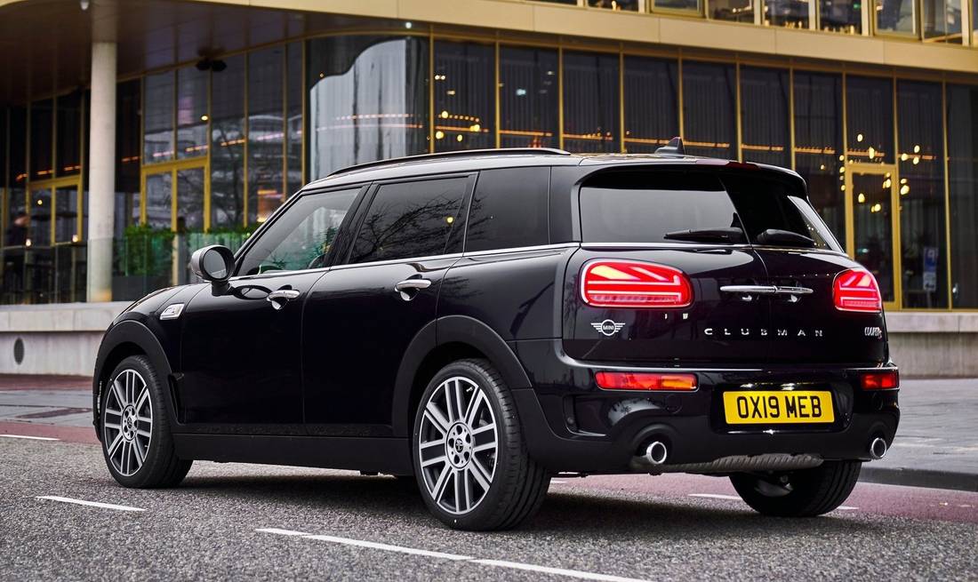 mini-clubman-back