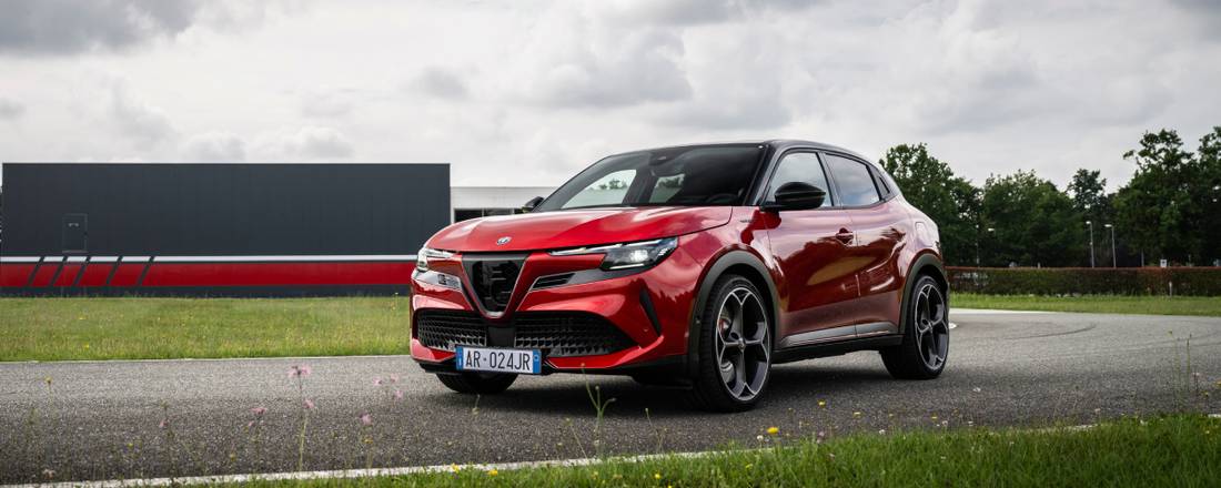 Review – Alfa Romeo Junior (2025): compacte crossover met Italiaanse flair
