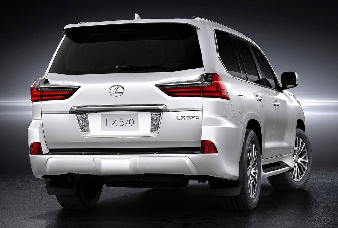 lexus-lx-570-back