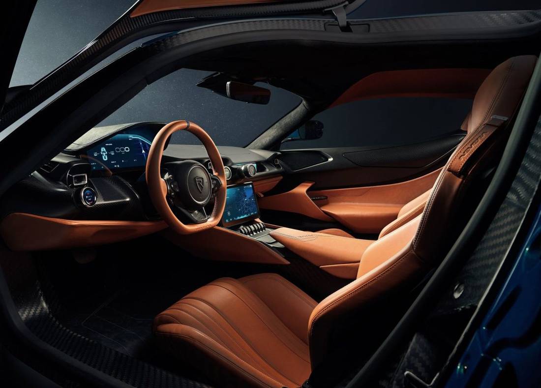 Rimac-Nevera-3