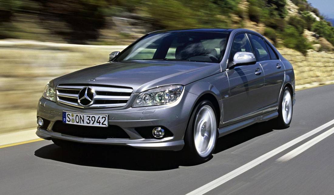 Mercedes-Benz C 230