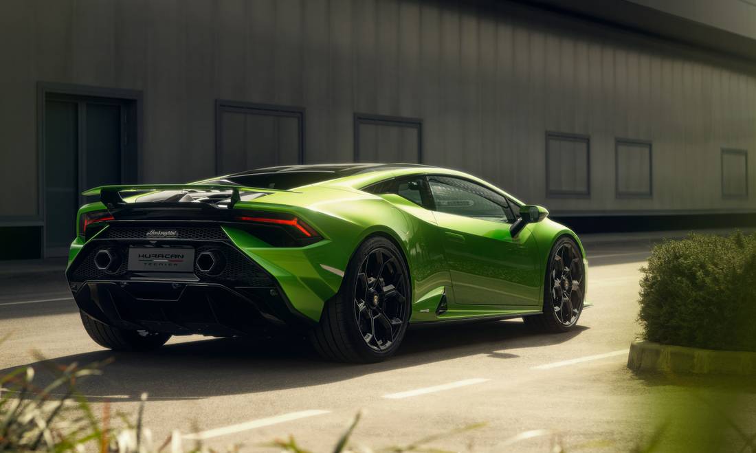 lamborghini-huracan-tecnica-back