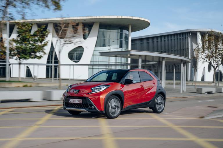 wegenbelasting-wordt-helemaal-anders-koop-een-kleine-hoge-auto-2025-03