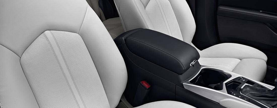 cadillac-srx-l-03