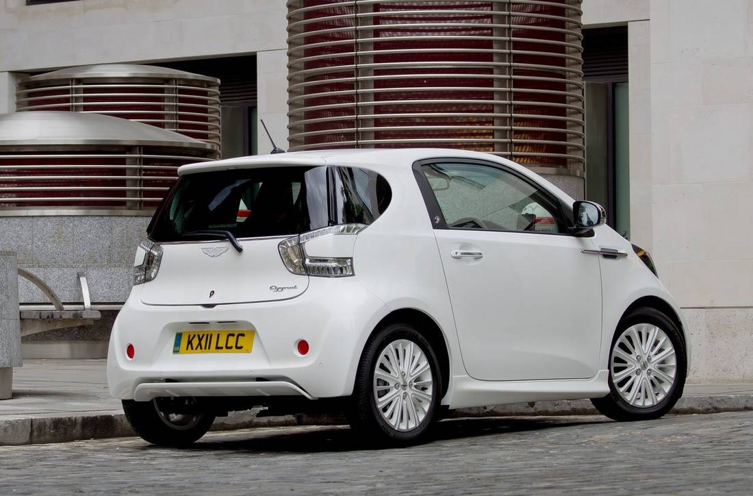 aston-martin-cygnet-back