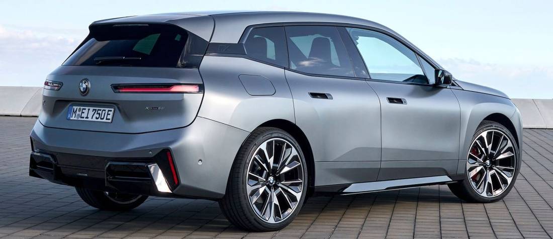 BMW-iX-2