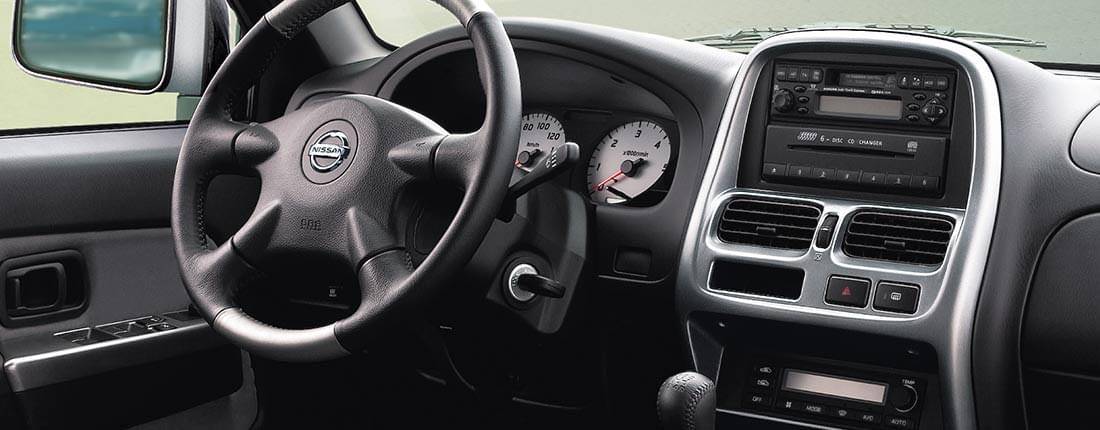 nissan-pick-up-l-03