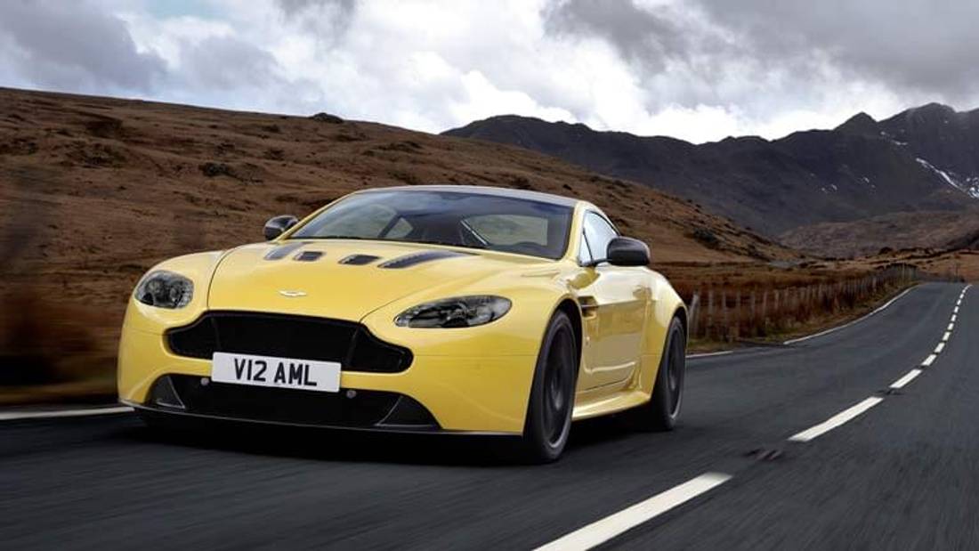 aston-martin-vantage-m-02