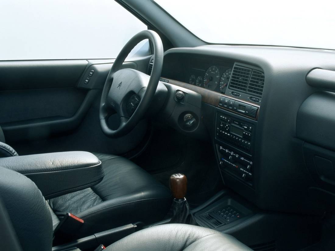 citroen-xantia-interior