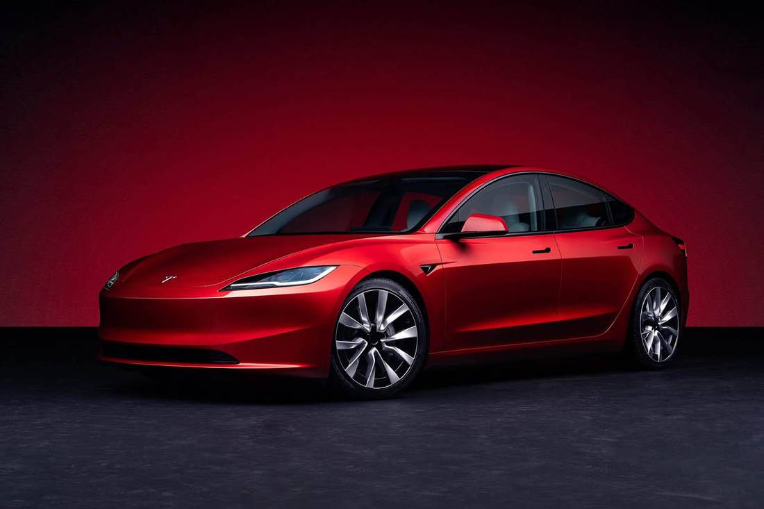 Tesla_Model_3