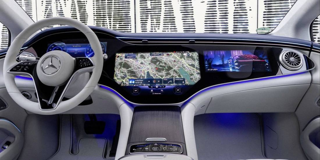 Enorme infotainmentschermen in auto's gaan verdwijnen! Dit is waarom