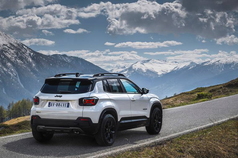Jeep Avenger 4xe 3