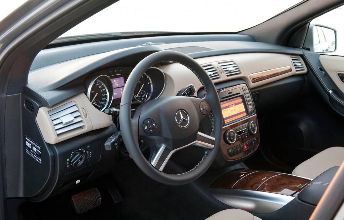 mercedes-benz-r-klasse-interior