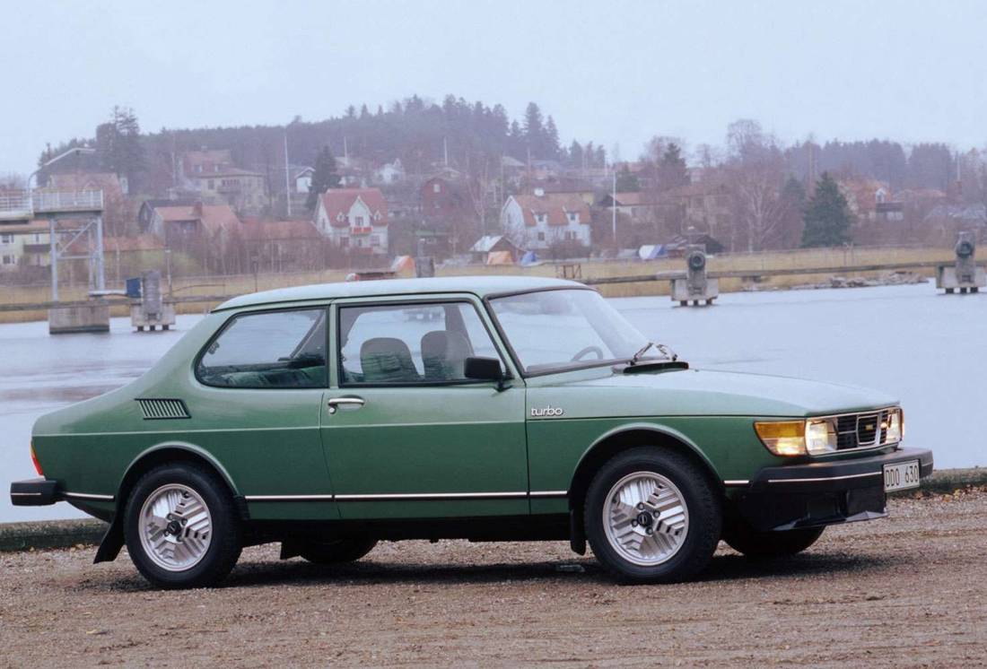 saab-99-side