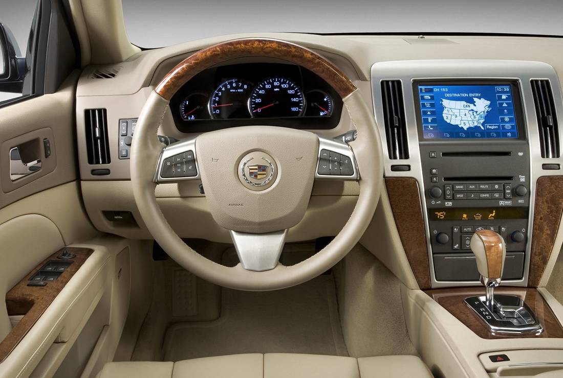 cadillac-sts-interior