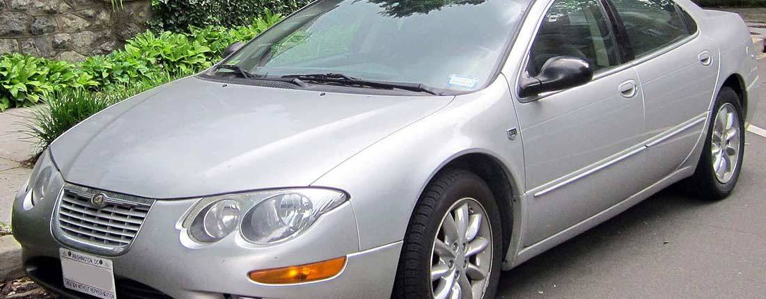 chrysler-300m-l-02