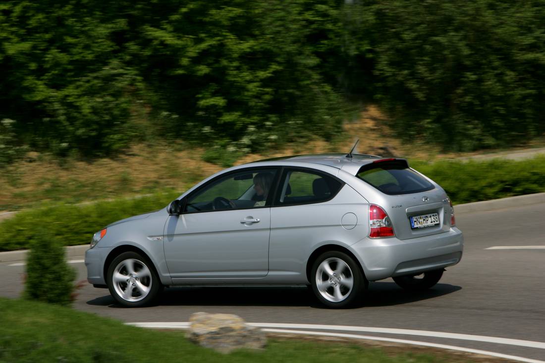 Hyundai Accent 2
