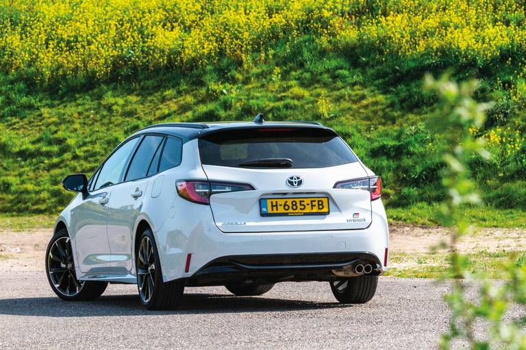 toyota-corolla-touring-sports-2020-27-3