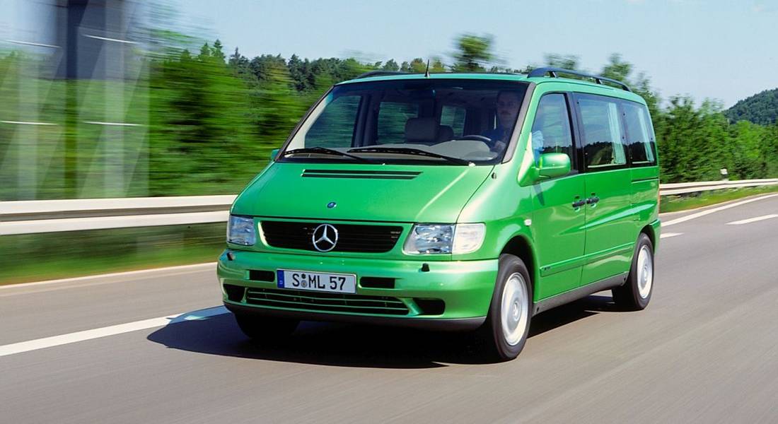 Mercedes V 230 2