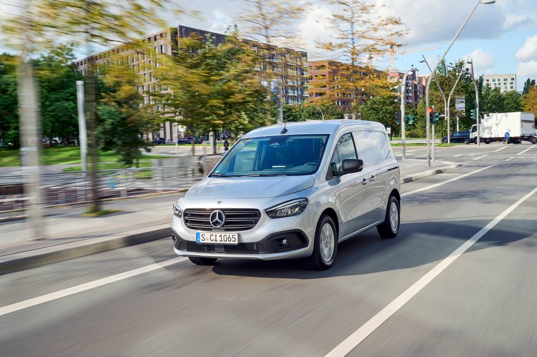 MERCEDES-BENZ Citan Combi occasion réseau CAR Avenue : 2 voitures