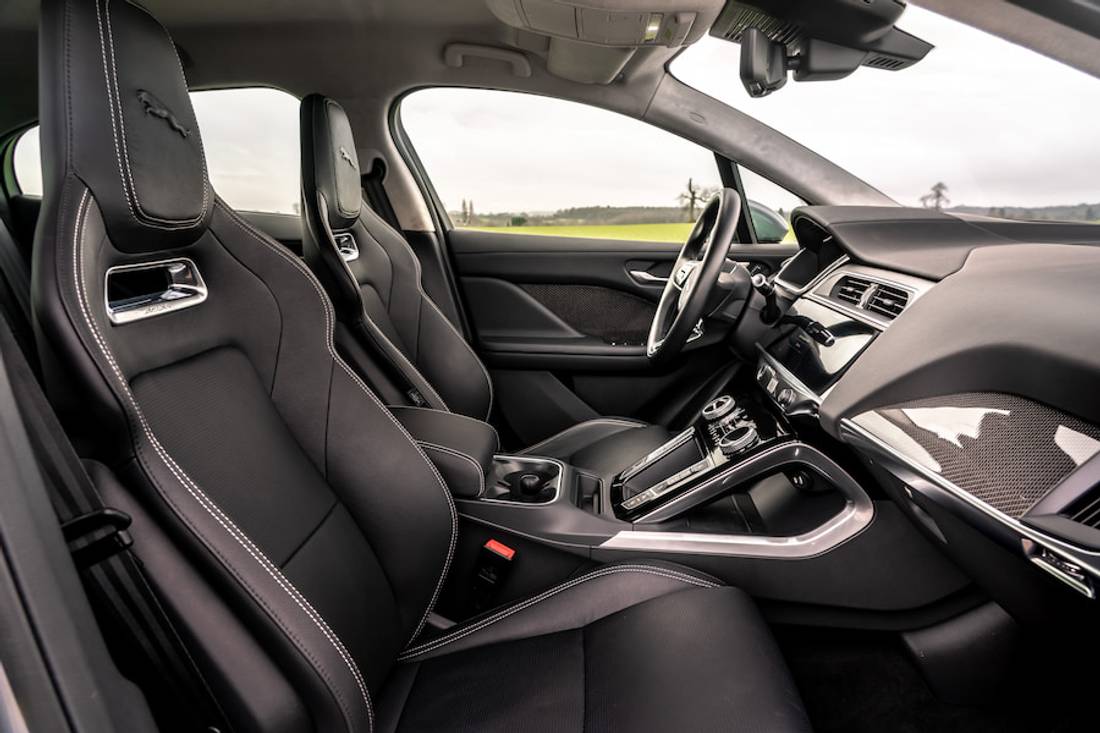 jaguar-i-pace-frontseats