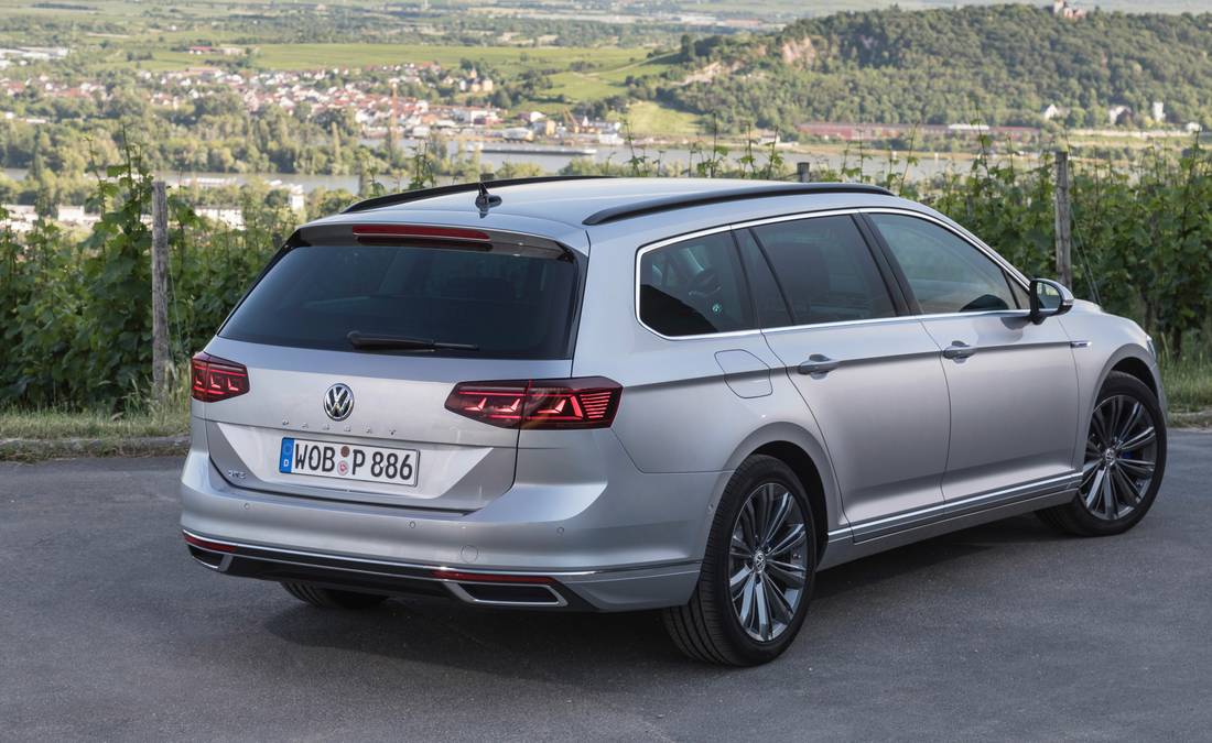 Brengen Hen Moeras Volkswagen Passat Variant: afmetingen, interieurs, motoren, prijzen en  concurrenten - AutoScout24