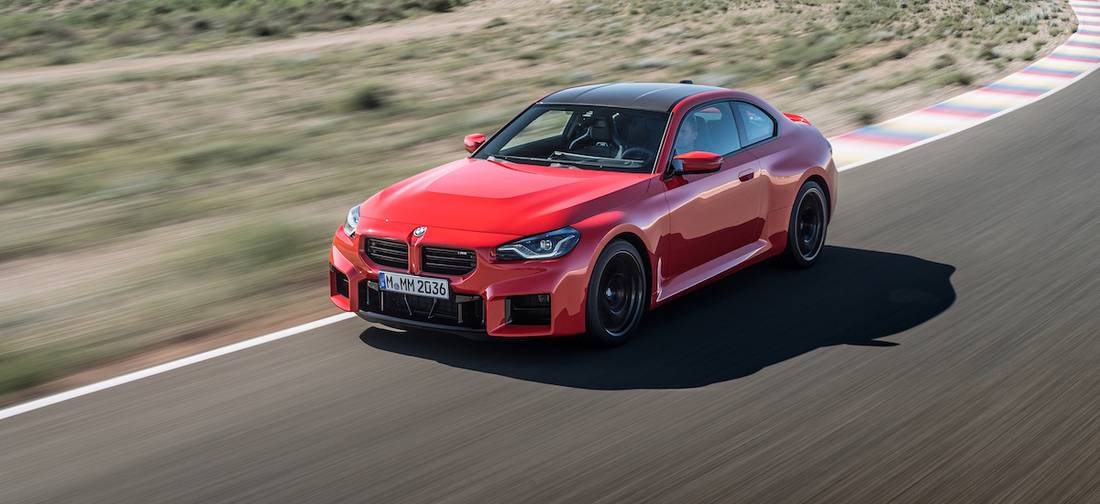 BMW M2 (2022) banner